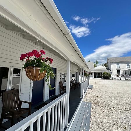 Yardarm Motel Searsport Exteriör bild