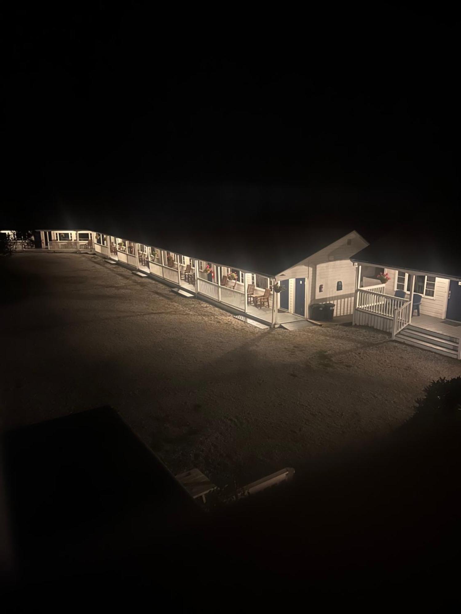Yardarm Motel Searsport Exteriör bild