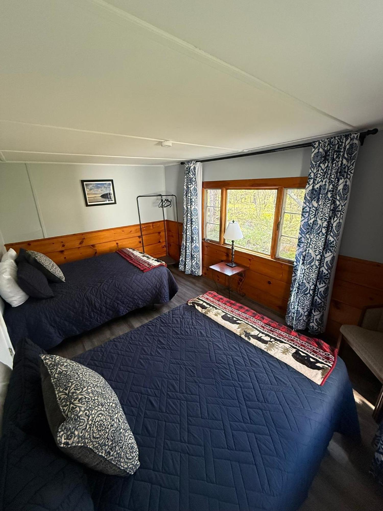 Yardarm Motel Searsport Exteriör bild