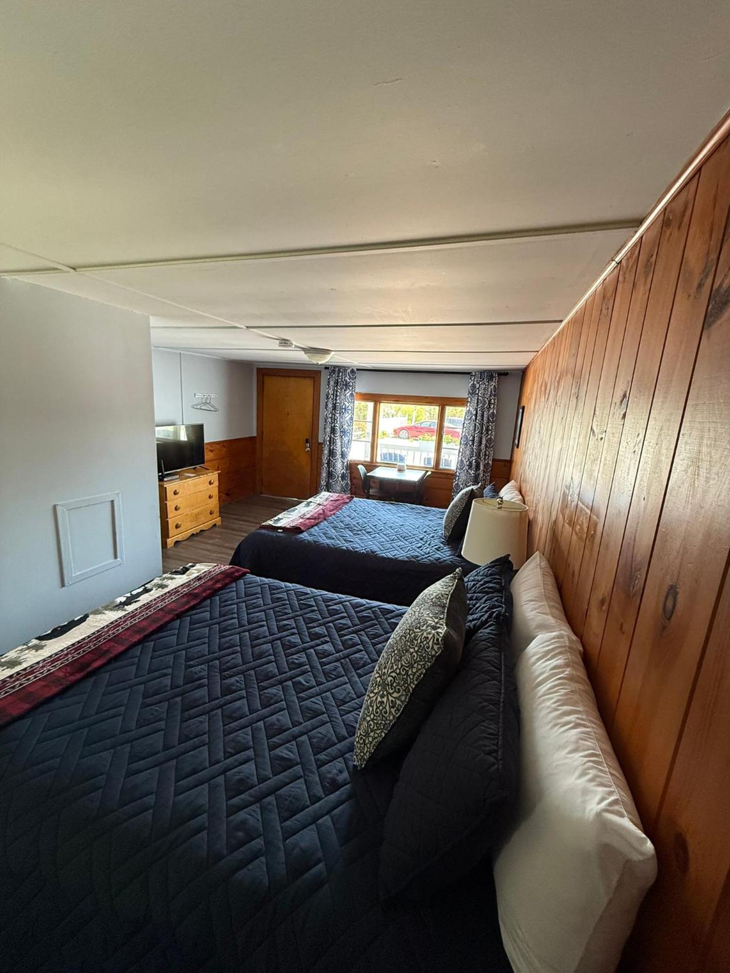 Yardarm Motel Searsport Exteriör bild