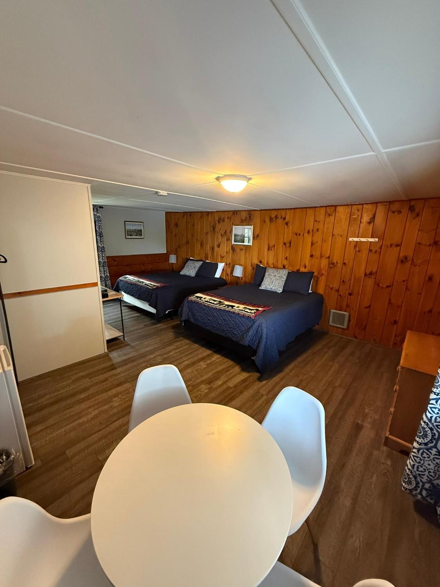 Yardarm Motel Searsport Exteriör bild
